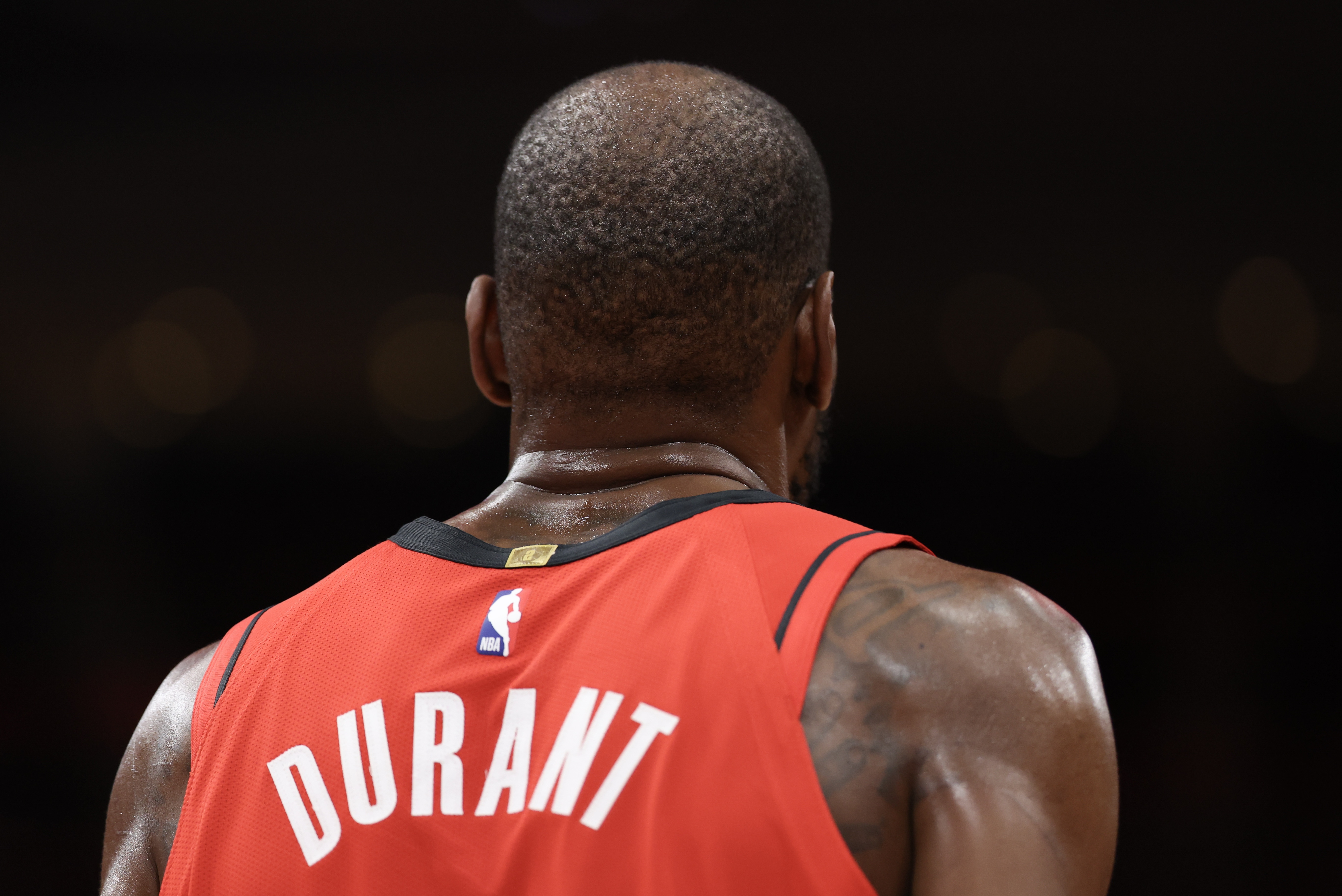 世界杯注册-杜兰特：我们对阵强队一直打得很挣扎 能战胜马刺很有意义