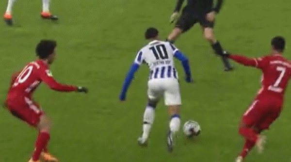 World Cup registration-【德甲】莱万失点科芒幸运球破门 拜仁雪战1比0赫塔