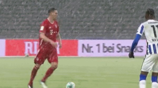 World Cup registration-【德甲】莱万失点科芒幸运球破门 拜仁雪战1比0赫塔